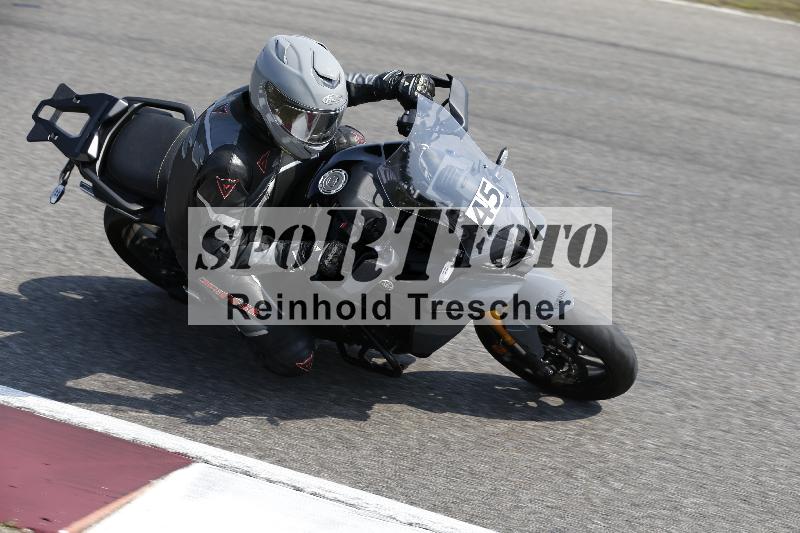 /Archiv-2025/49 26.08.2025 Cornu Master School ADR/blau-bleu/45